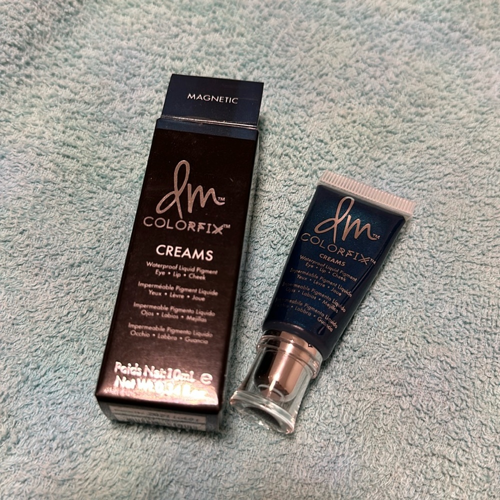 Danessa Myricks Colorfix creams - Magnetic (Blue)